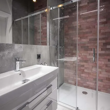 Luxo 14 Jelenia Góra