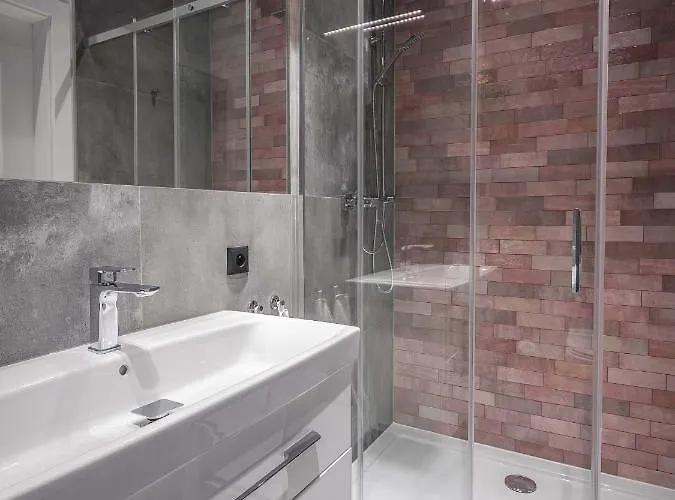 Luxo 14 Jelenia Góra